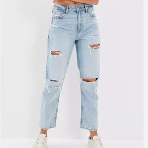 AE Mom Straight Jean
